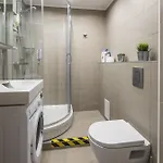 Harmony - Residences Of Pulkveza Brieza Street Next To Silent Center شقة *
