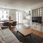 Harmony - Residences Of Pulkveza Brieza Street Next To Silent Center شقة ريغا