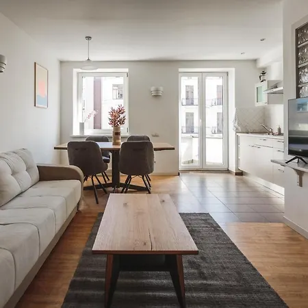 Harmony - Residences Of Pulkveza Brieza Street Next To Silent Center Рига